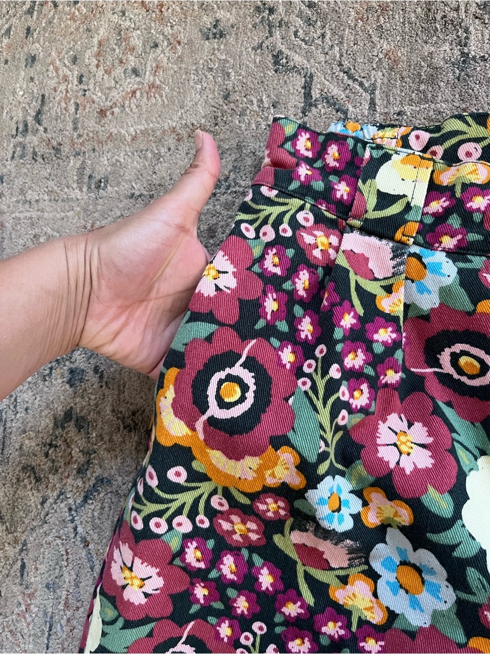 Lucy & Yak Floral Pants - Picture 3 of 11